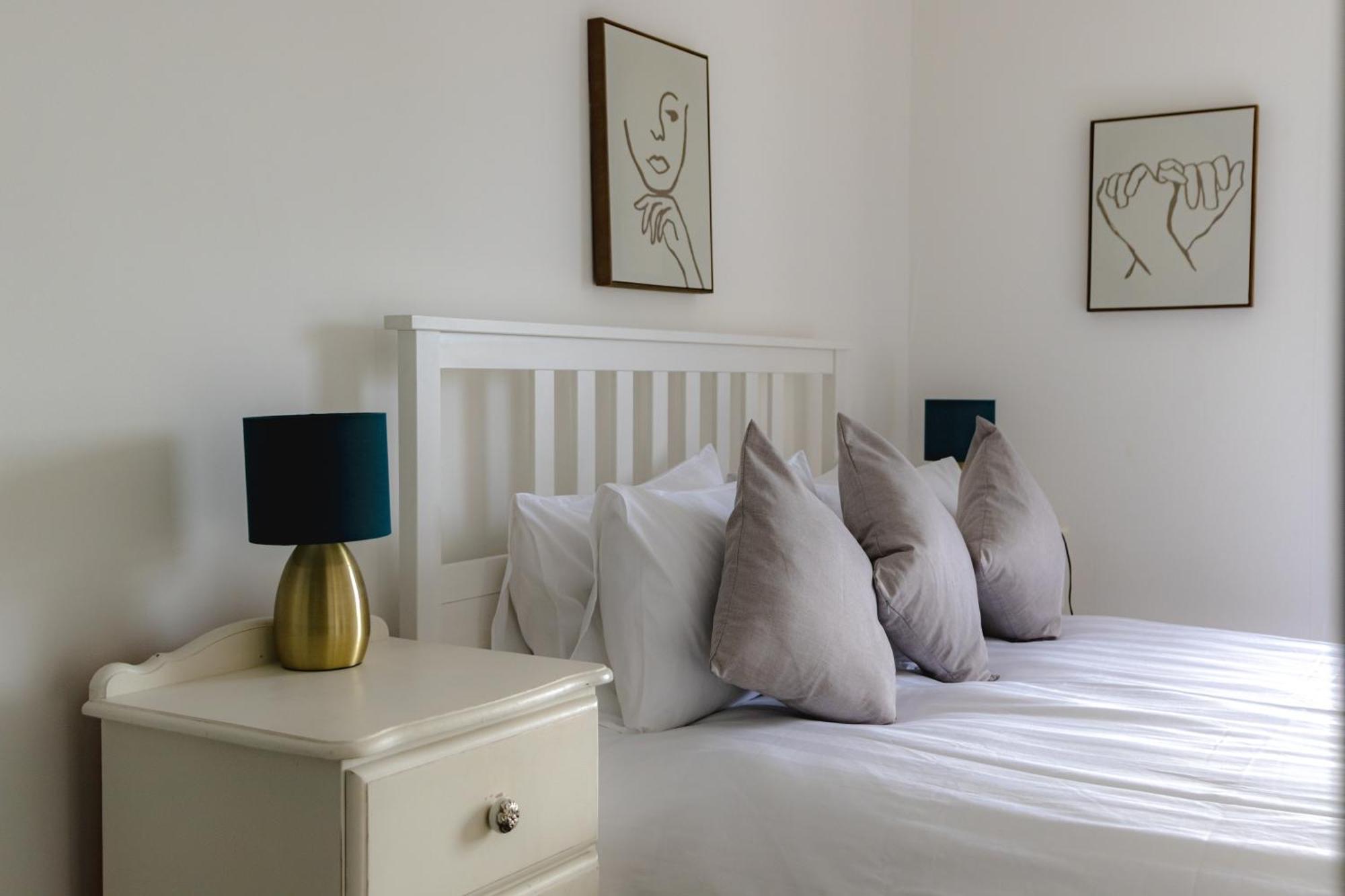 Fabulous, Vibrant, Town House, Central Bath Road Cheltenham Buitenkant foto