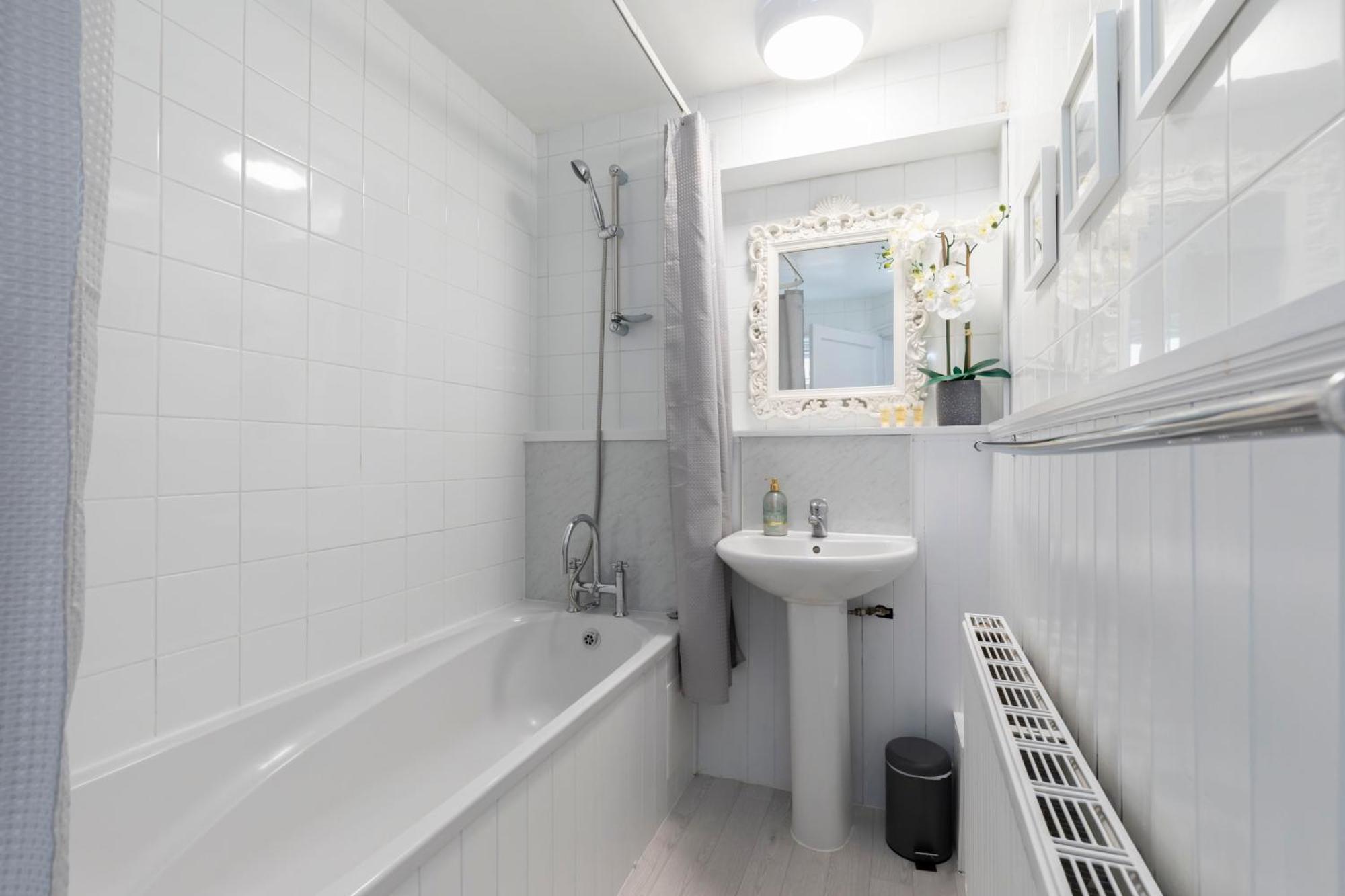 Fabulous, Vibrant, Town House, Central Bath Road Cheltenham Buitenkant foto