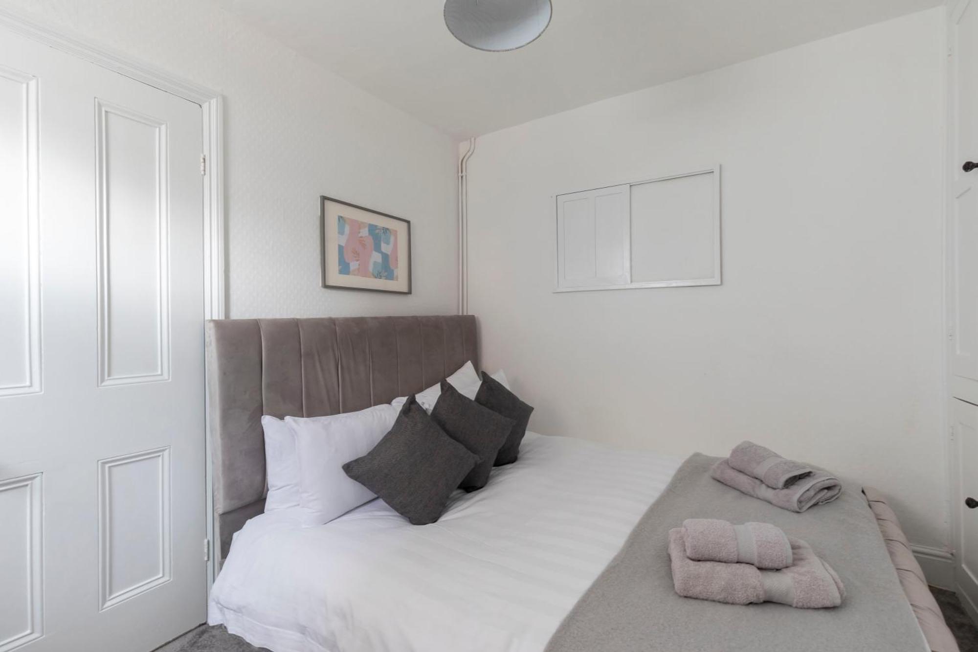 Fabulous, Vibrant, Town House, Central Bath Road Cheltenham Buitenkant foto